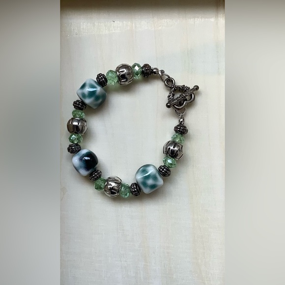 New vintage Beaded bracelet - Picture 2 of 6